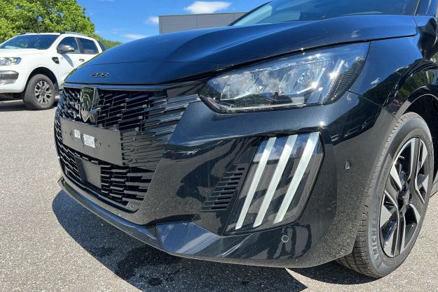 PEUGEOT 208 1.2 100 ALLURE PLUS