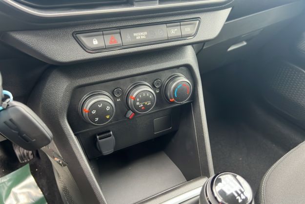 DACIA SANDERO STEPWAY TCE 90 EXPRESSION
