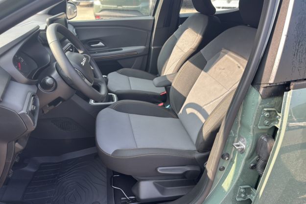 DACIA SANDERO STEPWAY ECO-G 100 EXTREME PLUS