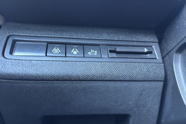 PEUGEOT 3008 1.2 130 EAT8 GT