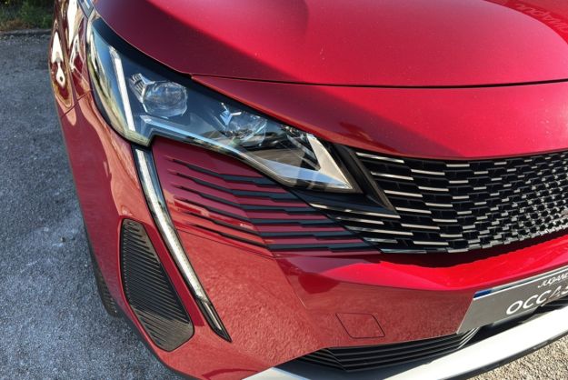 PEUGEOT 3008 1.2 130 EAT8 GT