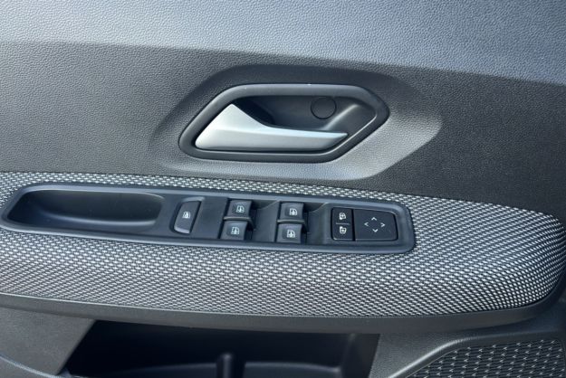 DACIA SANDERO STEPWAY TCE 90 EXPRESSION PLUS