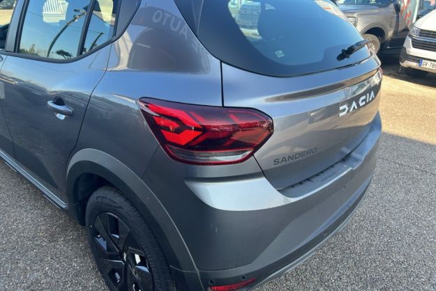DACIA SANDERO STEPWAY TCE 90 EXPRESSION PLUS