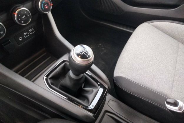 RENAULT CLIO V TCE 90 EVOLUTION