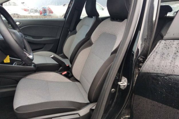 RENAULT CLIO V TCE 90 EVOLUTION