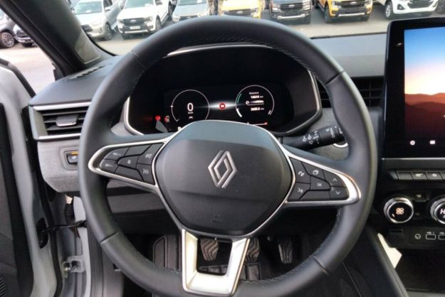 RENAULT CLIO V TCE 90 TECHNO PLUS