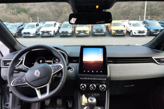 RENAULT CLIO V TCE 90 TECHNO PLUS