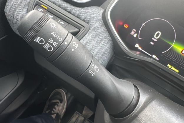 RENAULT CLIO V TCE 100 ECO-G TECHNO PLUS