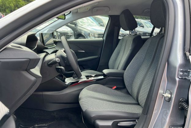 PEUGEOT 208 1.2 100 ALLURE PLUS