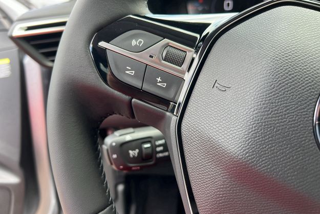 PEUGEOT 208 1.2 100 ALLURE PLUS