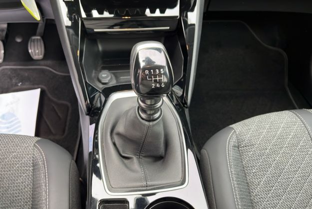 PEUGEOT 208 NOUVELLE 1.2 100 ALLURE CAM 360