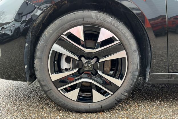 PEUGEOT 208 NOUVELLE 1.2 100 ALLURE CAM 360