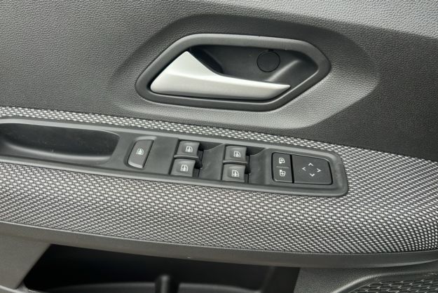 DACIA SANDERO STEPWAY TCE 90 EXPRESSION