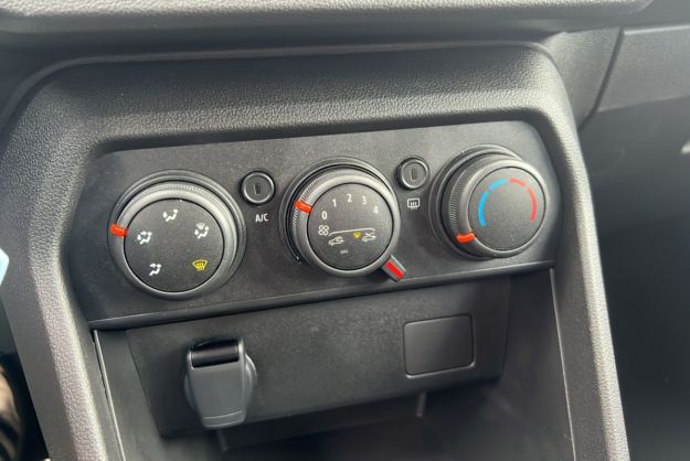 DACIA SANDERO STEPWAY TCE 90 EXPRESSION