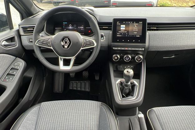 RENAULT CLIO V TCE 90 TECHNO