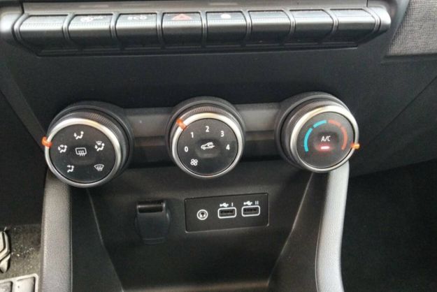 RENAULT CLIO V TCE 90 EVOLUTION