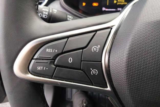 RENAULT CLIO V TCE 90 EVOLUTION