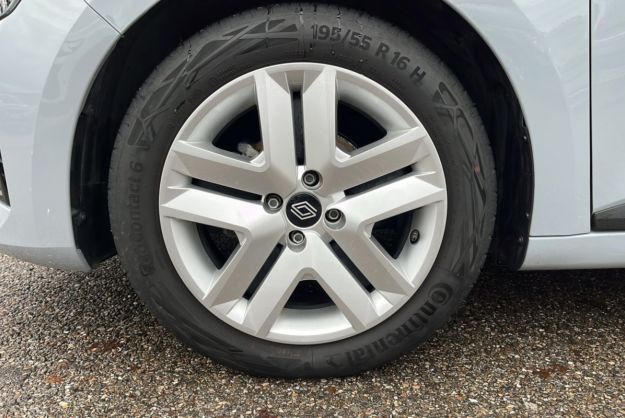 RENAULT CLIO V TCE 90 EVOLUTION