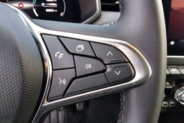 RENAULT CLIO V TCE 90 TECHNO PLUS