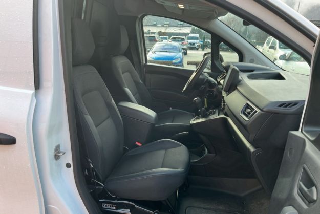 RENAULT KANGOO VAN 1.3 TCE 130 EXTRA