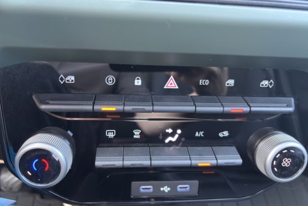 DACIA SPRING ELECTRIQUE 65 EXTREME