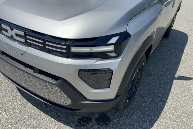 DACIA SPRING ELECTRIQUE 65 EXTREME