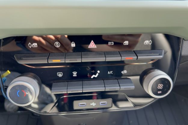 DACIA SPRING ELECTRIQUE 65 EXTREME
